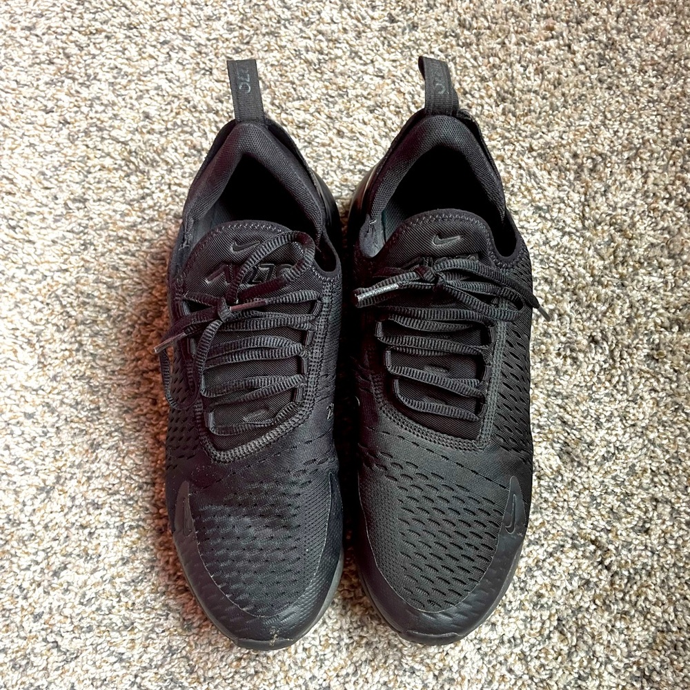 Nike Men's Air Max 270 Shoes